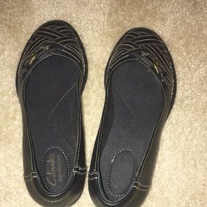 Clark’s flat that have never been worn